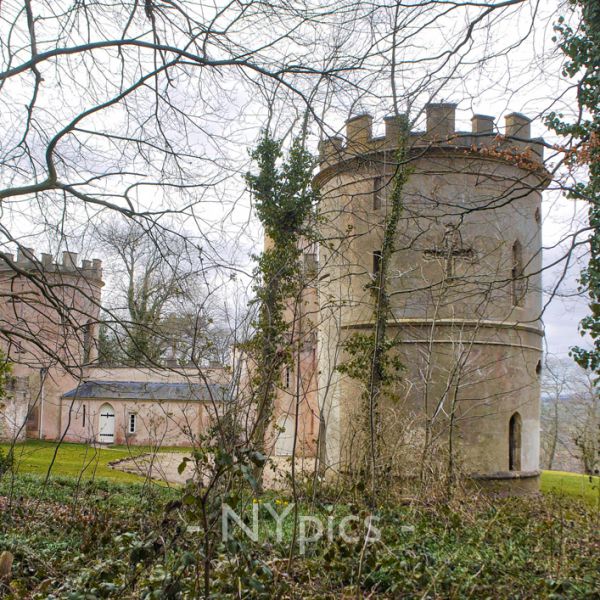 Clytha Castle