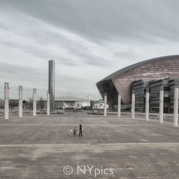 Cardiff Bay, The Oval Basin