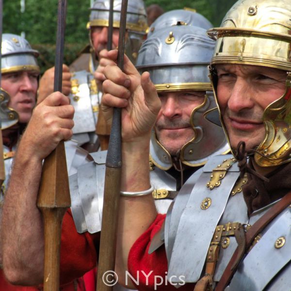 Roman Legionary Soldiers